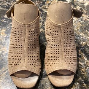 Womens Sonoma ortholite hook and loop open toe sandals size 10
